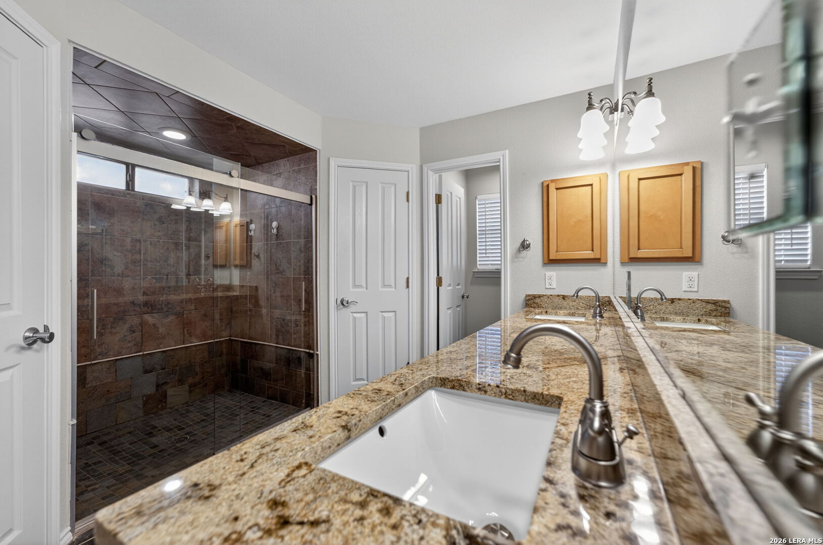 317 Yorktown Pleasanton TX 78064