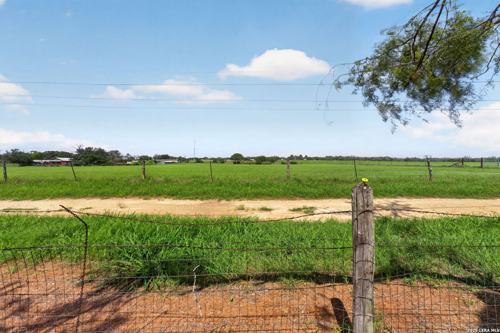 317 Yorktown Pleasanton TX 78064