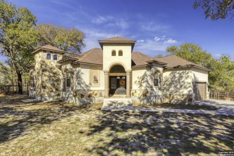 105 Saddle Up Circle La Vernia TX 78121