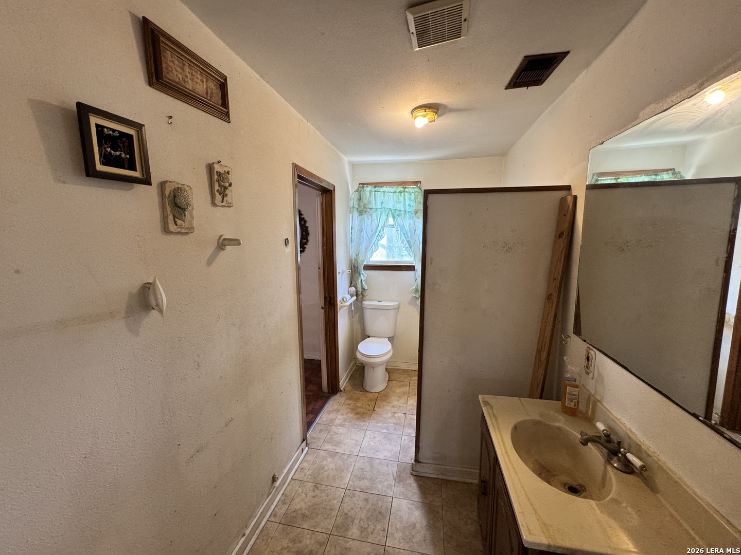 1837 E Highland Boulevard San Antonio TX 78210