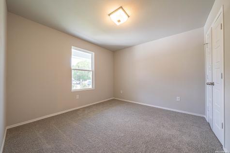 240 W Martindale Street Seguin TX 78155