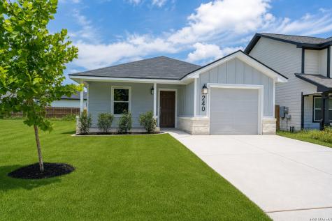 240 W Martindale Street Seguin TX 78155