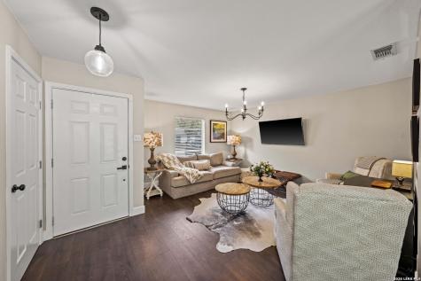 5707 Ben Casey Drive San Antonio TX 78240