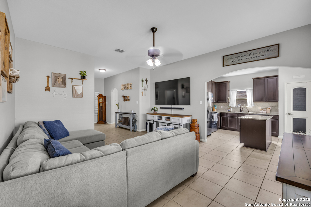 327 Amaryllis New Braunfels TX 78132