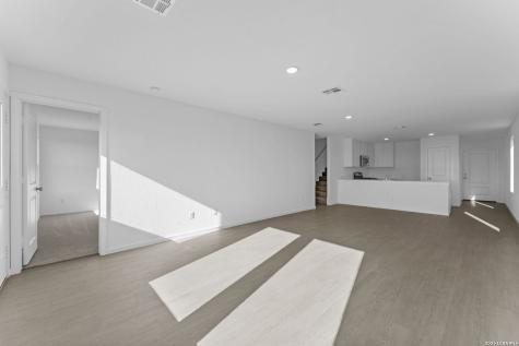 325 Kayden Court Marion TX 78124