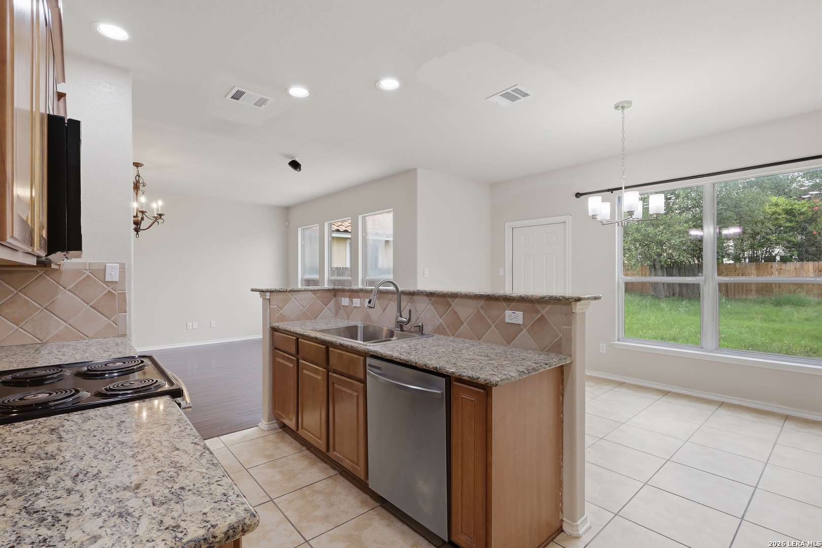 1323 Pinnacle Falls San Antonio TX 78260