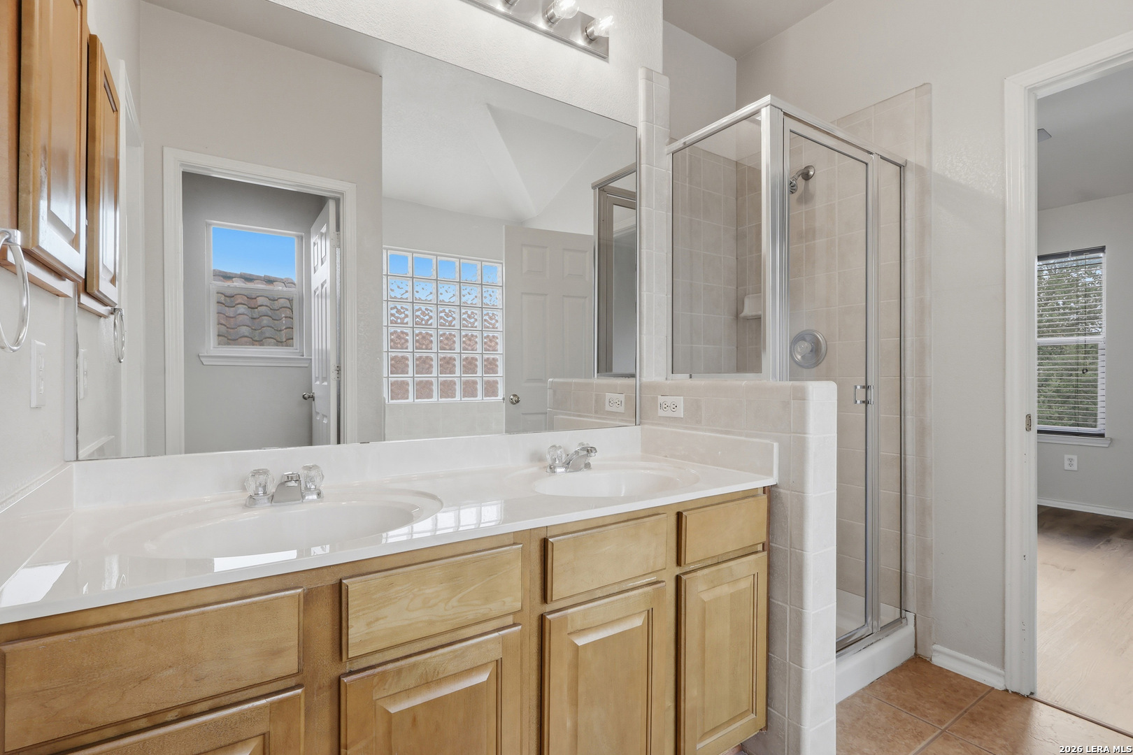 1323 Pinnacle Falls San Antonio TX 78260