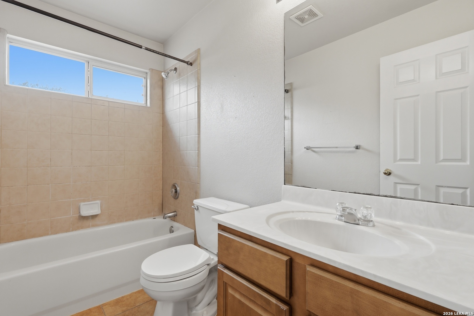 1323 Pinnacle Falls San Antonio TX 78260