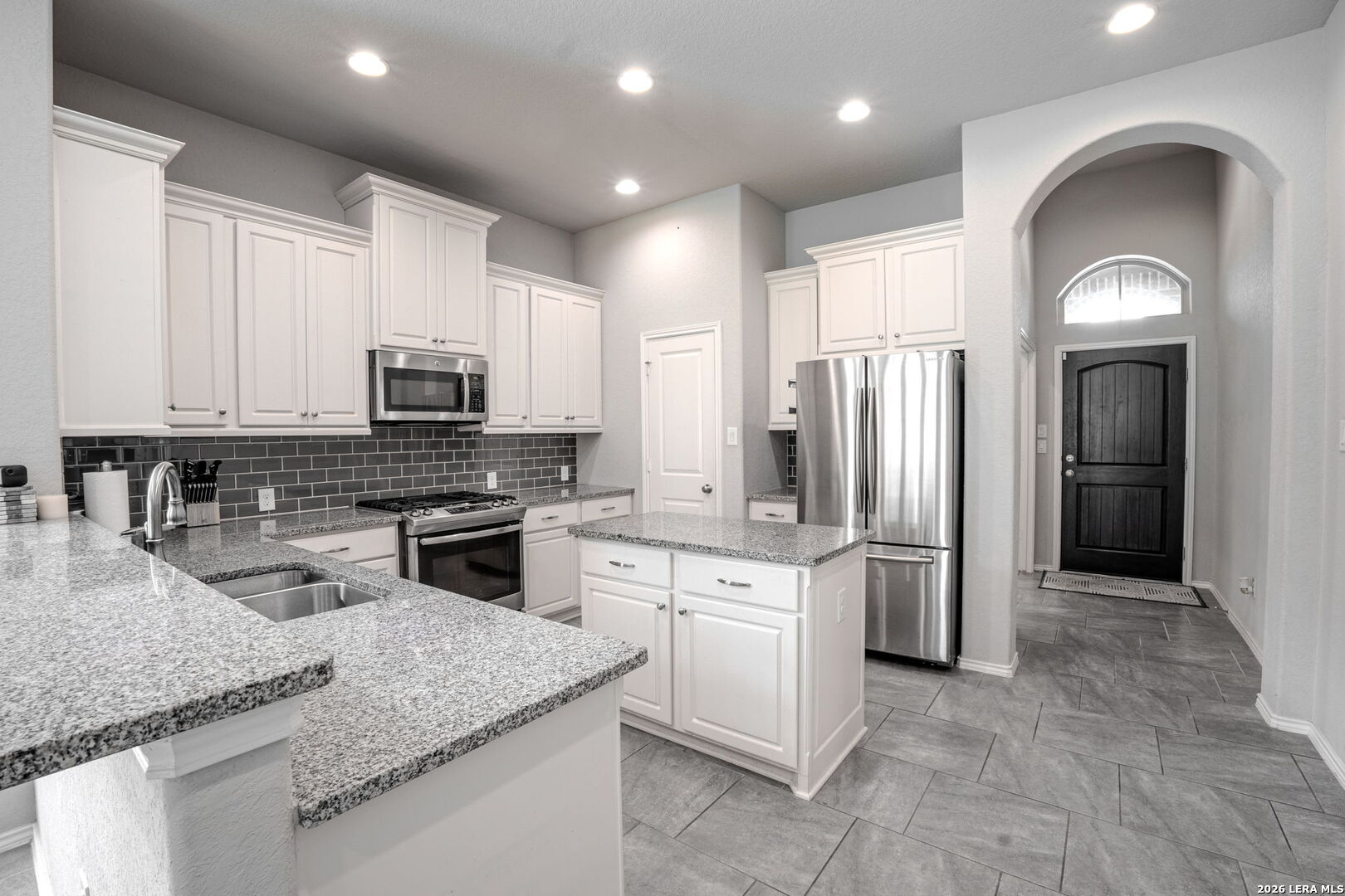 2055 Hardee Pass San Antonio TX 78253