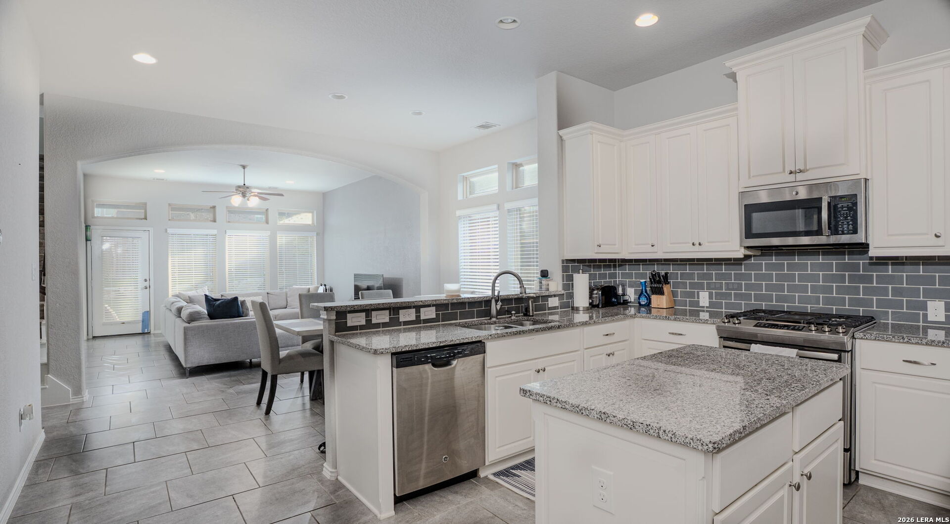 2055 Hardee Pass San Antonio TX 78253
