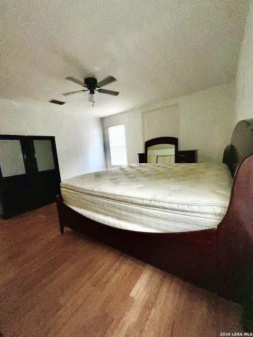 1106 E Hutchinson Street Beeville TX 78102