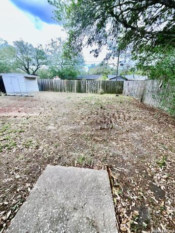 1106 E Hutchinson Street Beeville TX 78102