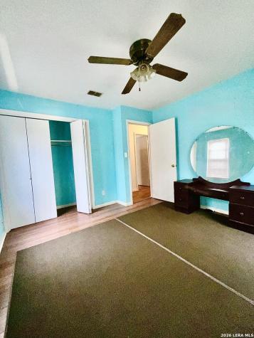 1106 E Hutchinson Street Beeville TX 78102
