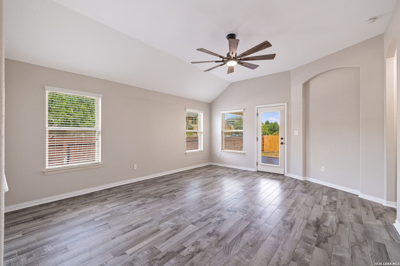 530 Rolling Grove San Antonio TX 78253
