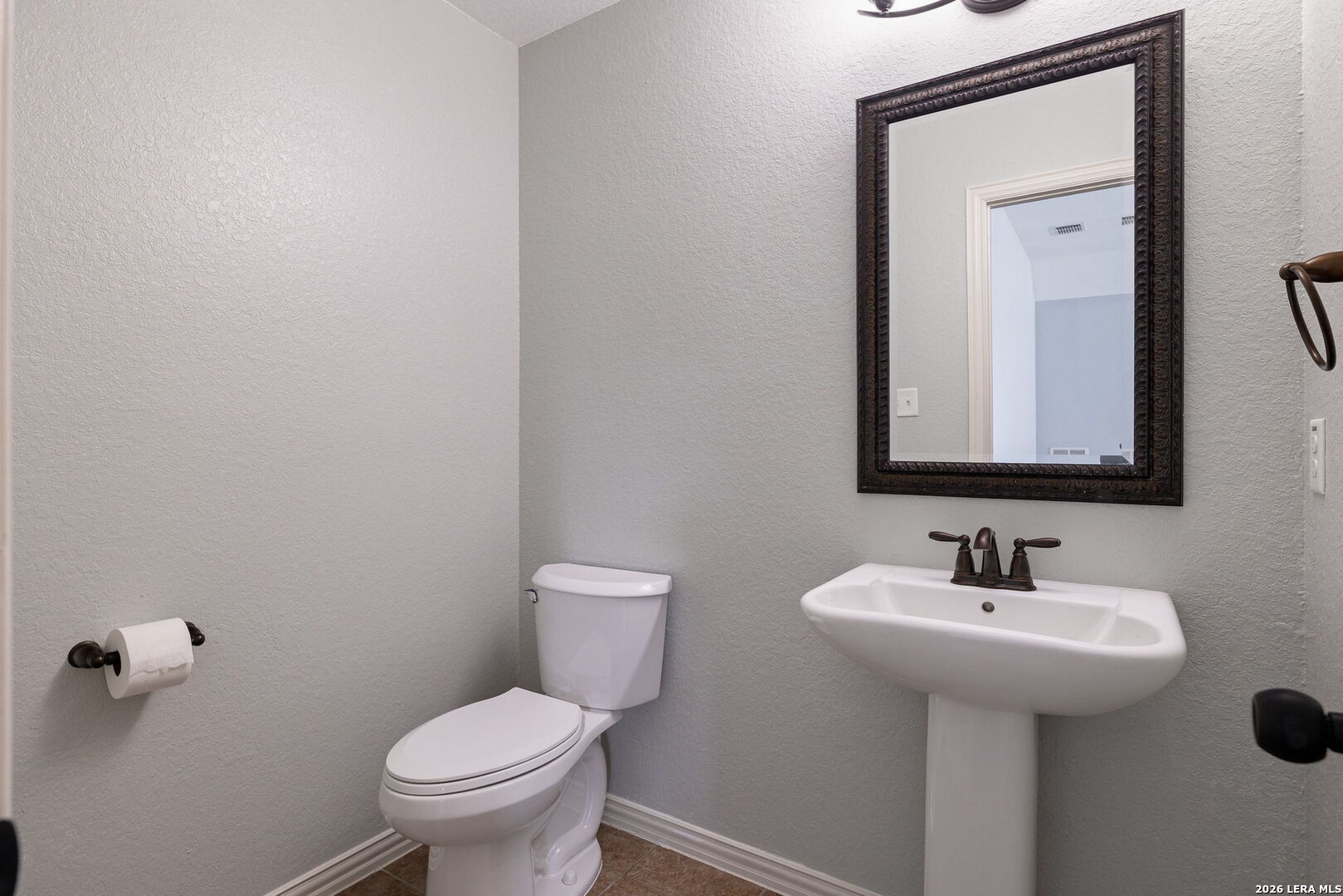 530 Rolling Grove San Antonio TX 78253