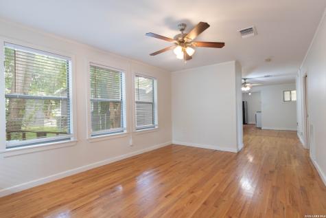 122 Annie San Antonio TX 78212