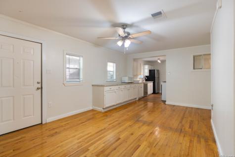 122 Annie San Antonio TX 78212