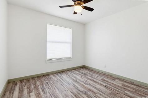8415 Timber Crest Street San Antonio TX 78250