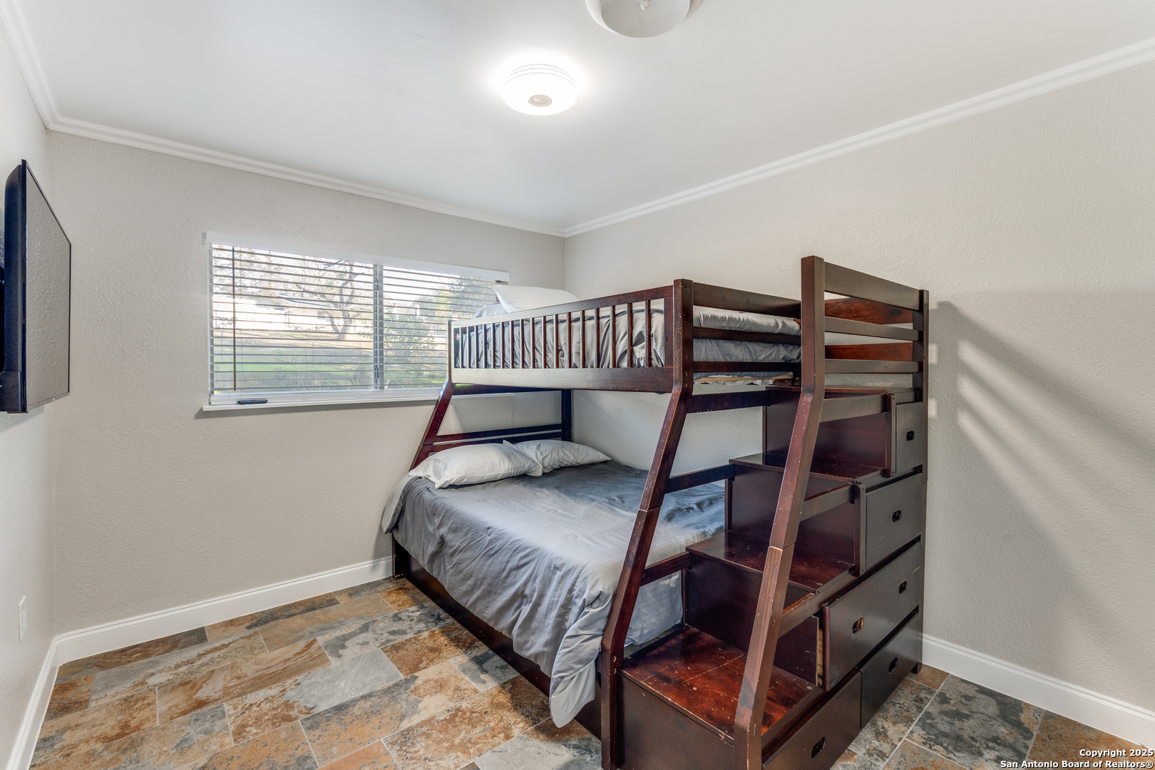 640 Crest Lane New Braunfels TX 78130