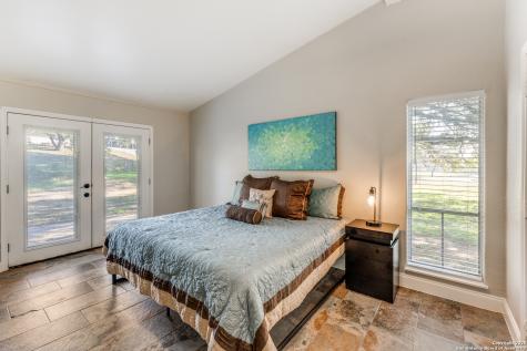 640 Crest Lane New Braunfels TX 78130