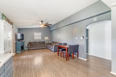 640 Crest Lane New Braunfels TX 78130