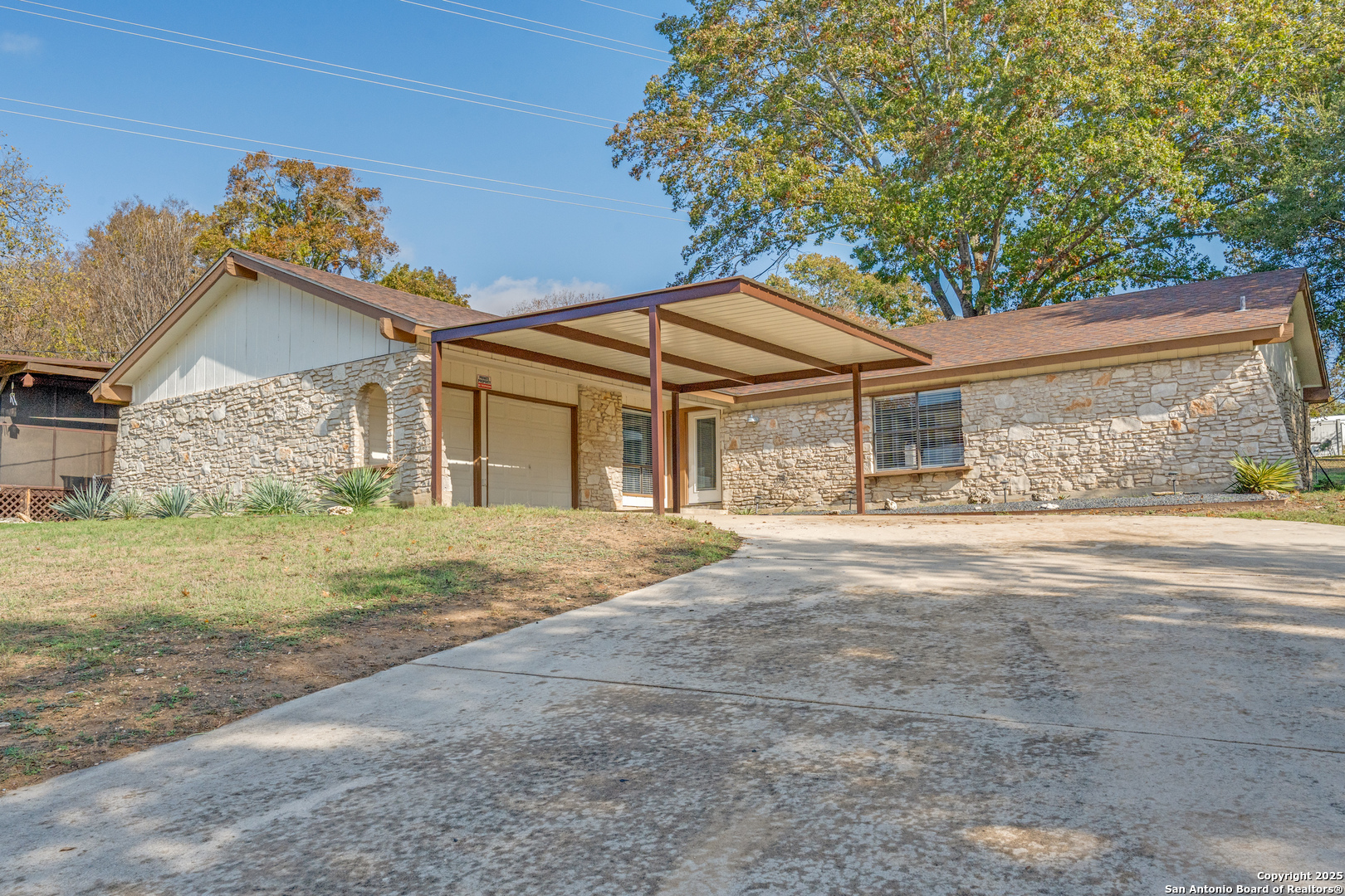 640 Crest Lane New Braunfels TX 78130