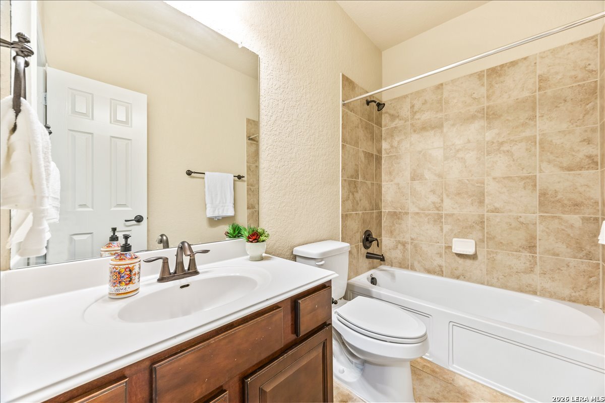 3830 Ox-eye Daisy San Antonio TX 78261