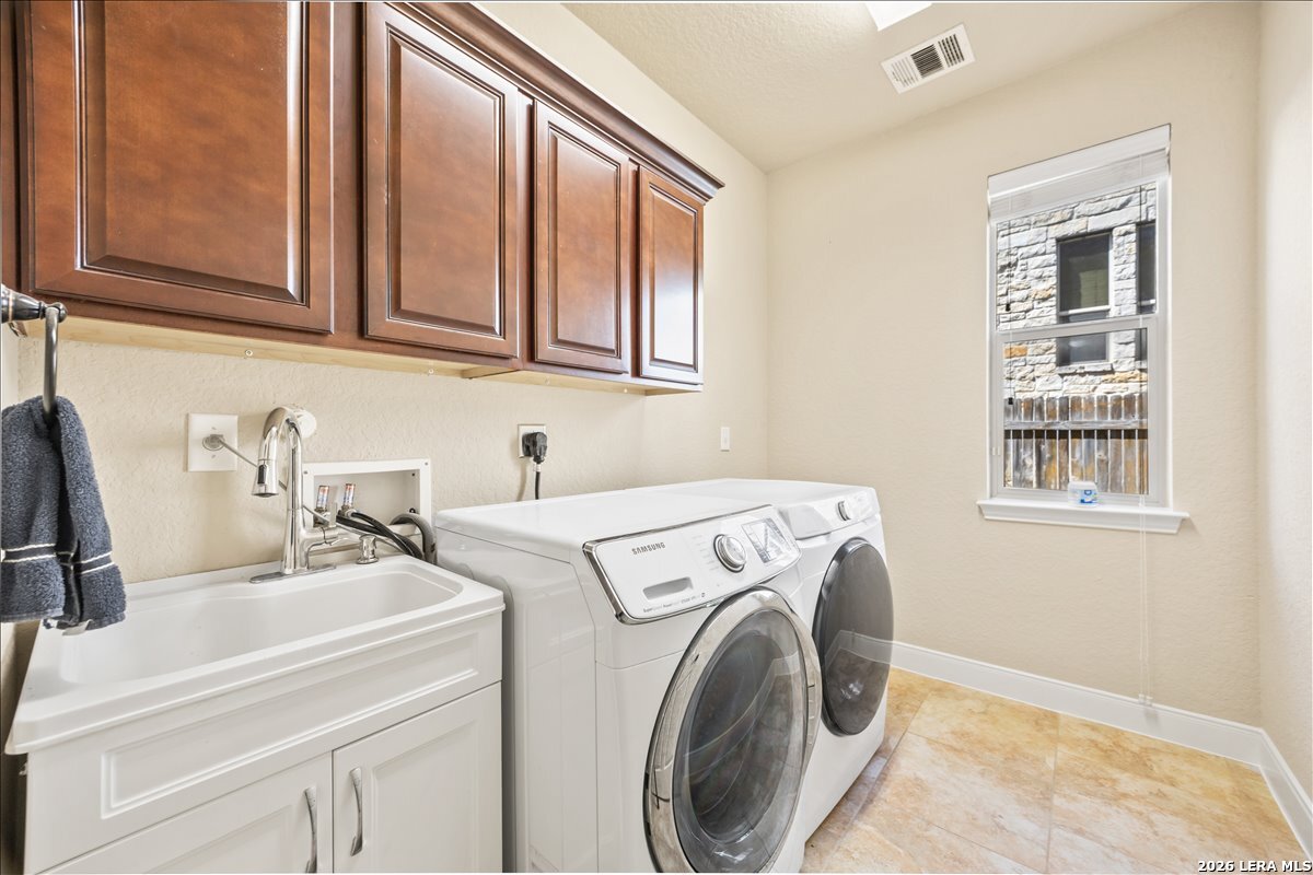 3830 Ox-eye Daisy San Antonio TX 78261