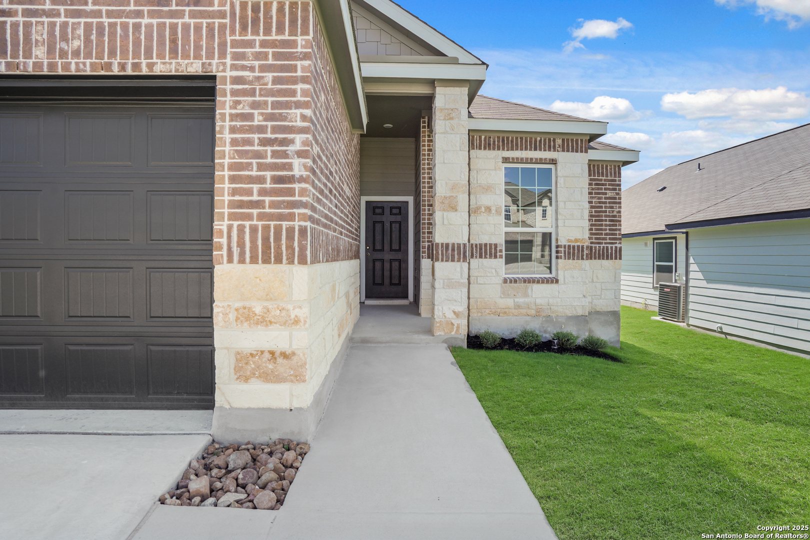 140 Duck Trail San Antonio TX 78245