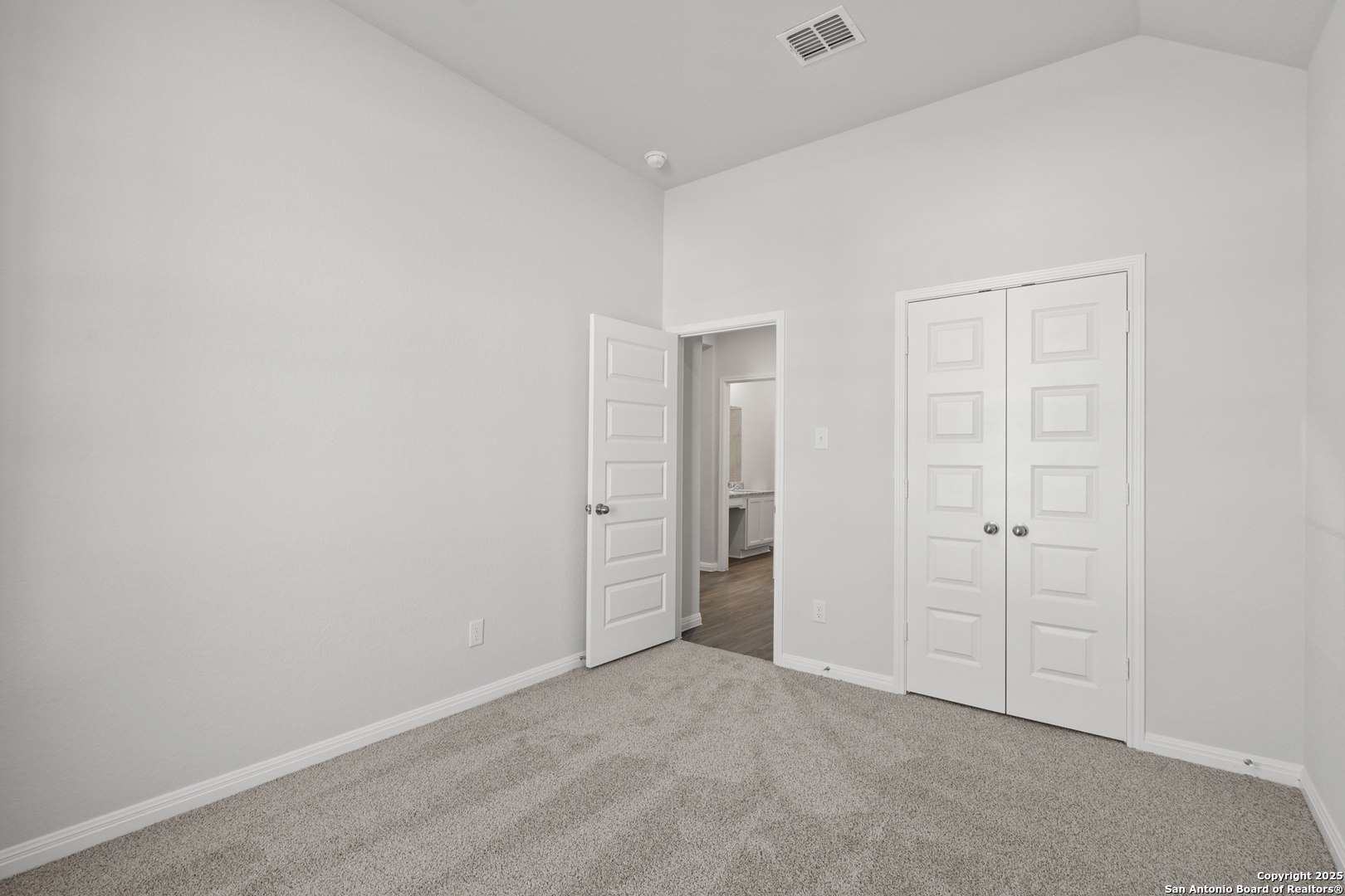 140 Duck Trail San Antonio TX 78245