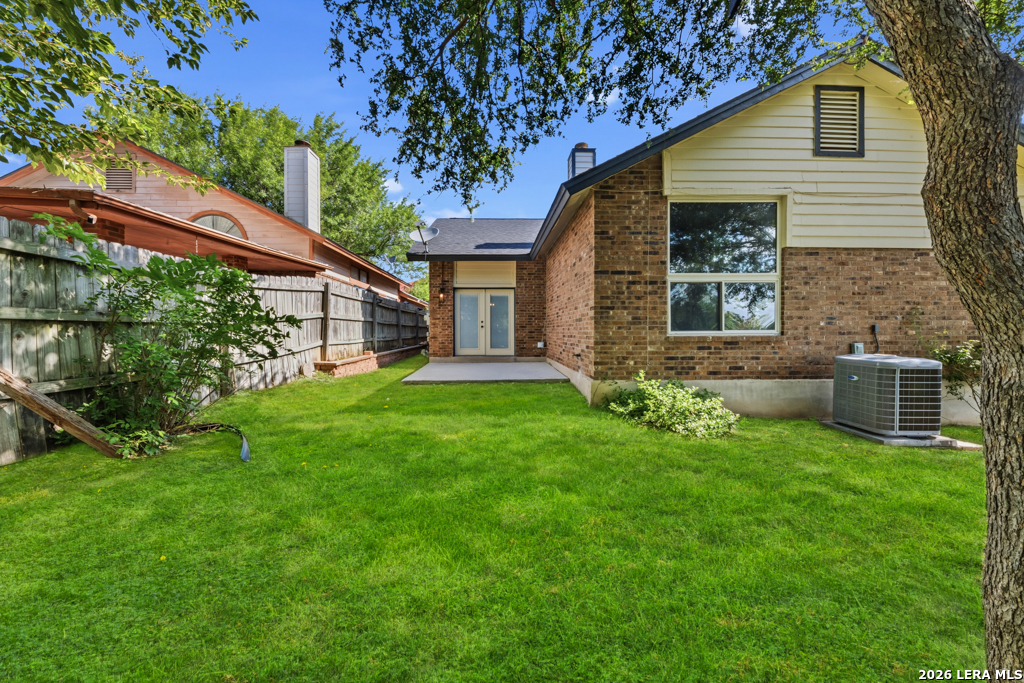 10302 Rustic Village San Antonio TX 78245