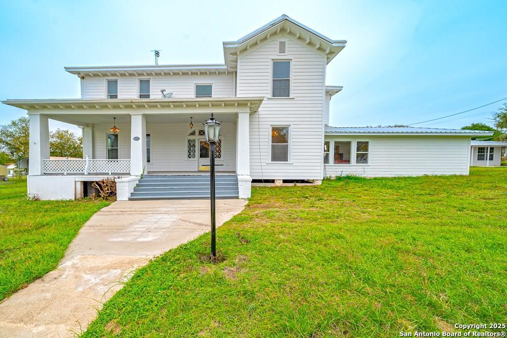 519 E Fm 623 Pettus TX 78146