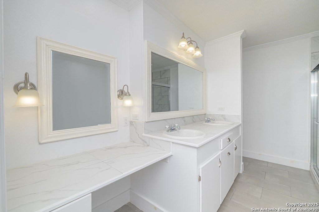 519 E Fm 623 Pettus TX 78146