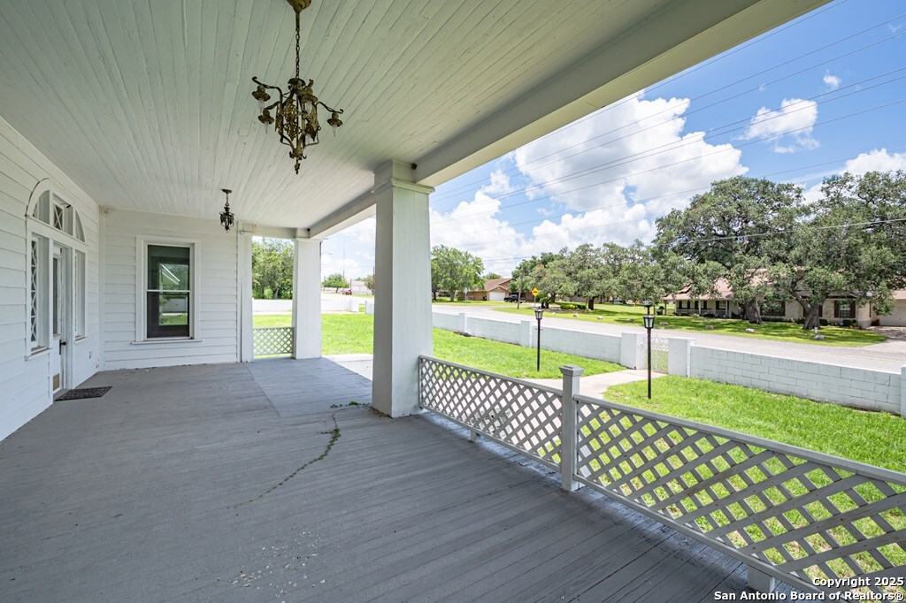 519 E Fm 623 Pettus TX 78146