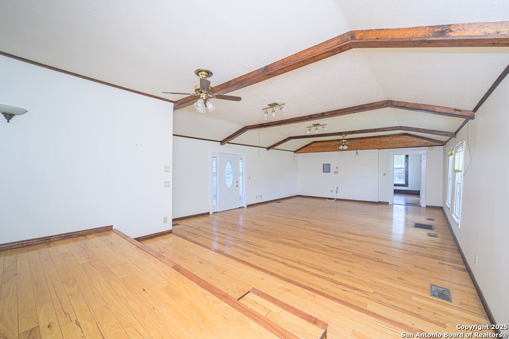 519 E Fm 623 Pettus TX 78146
