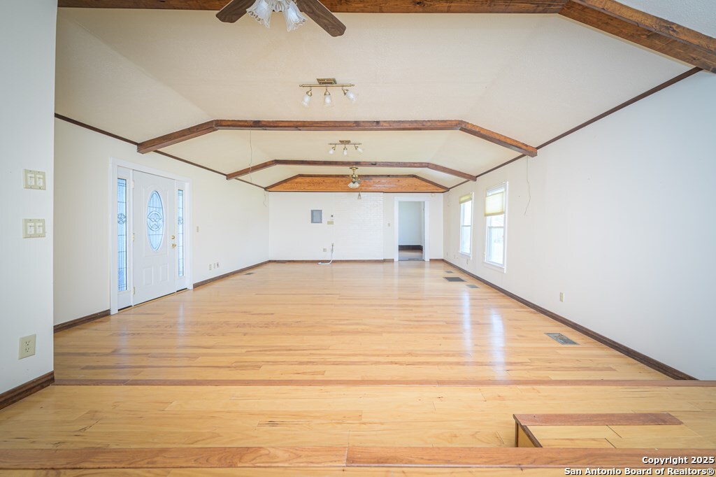 519 E Fm 623 Pettus TX 78146