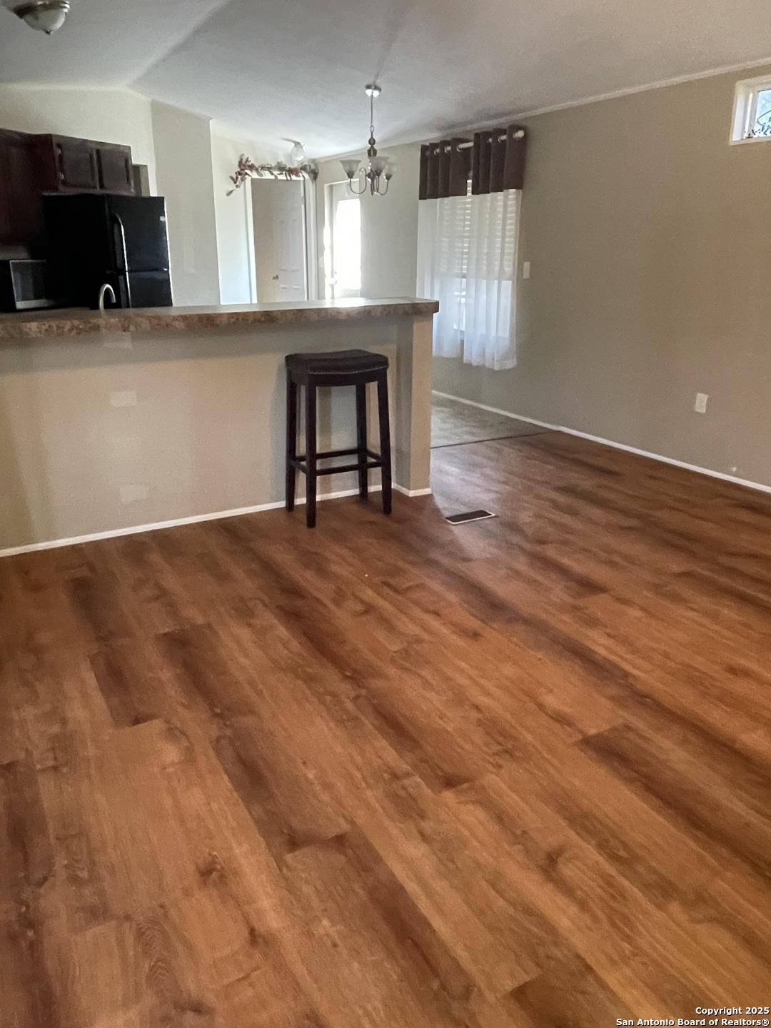 449 Mountain View Bandera TX 78003