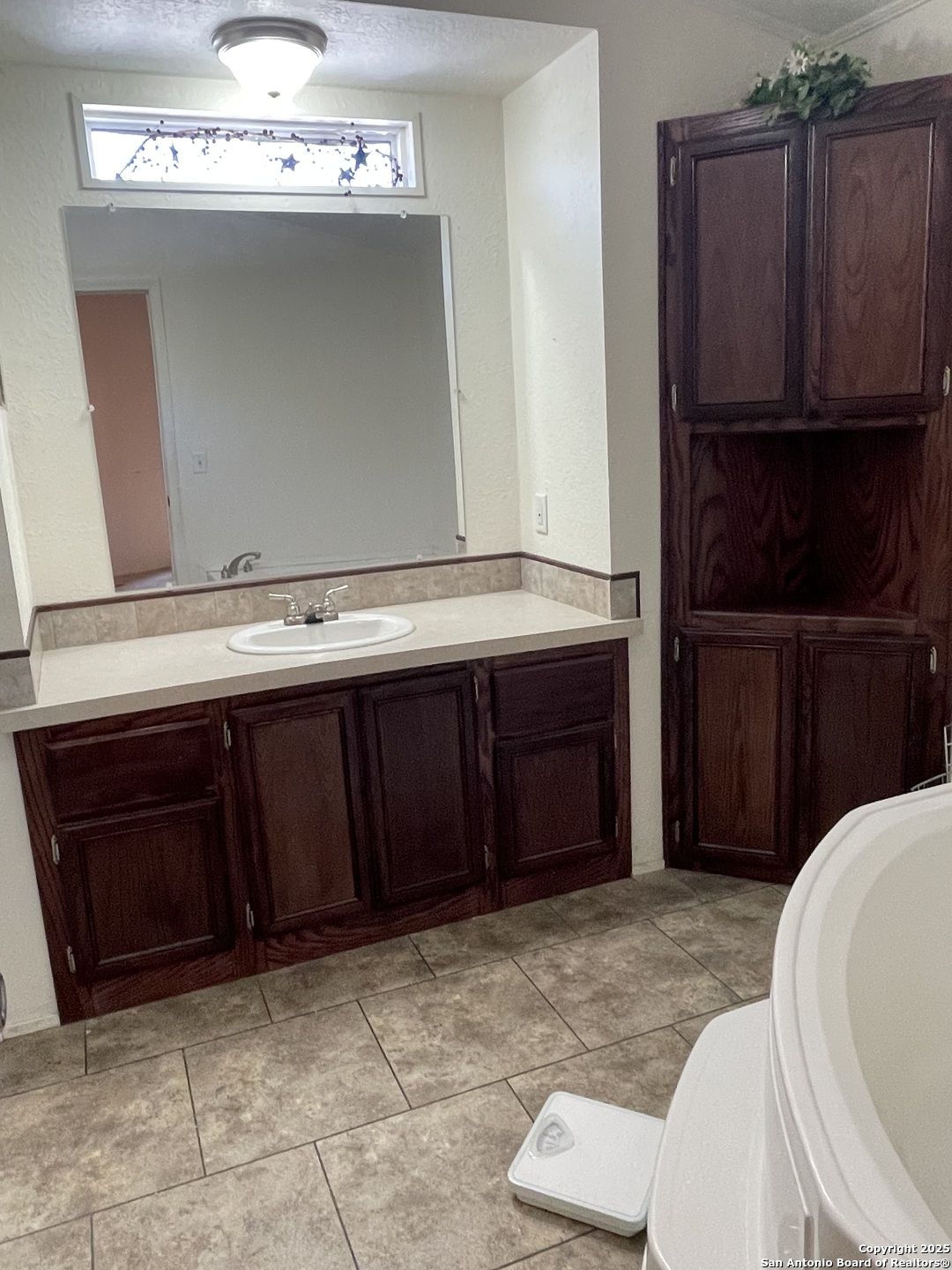 449 Mountain View Bandera TX 78003