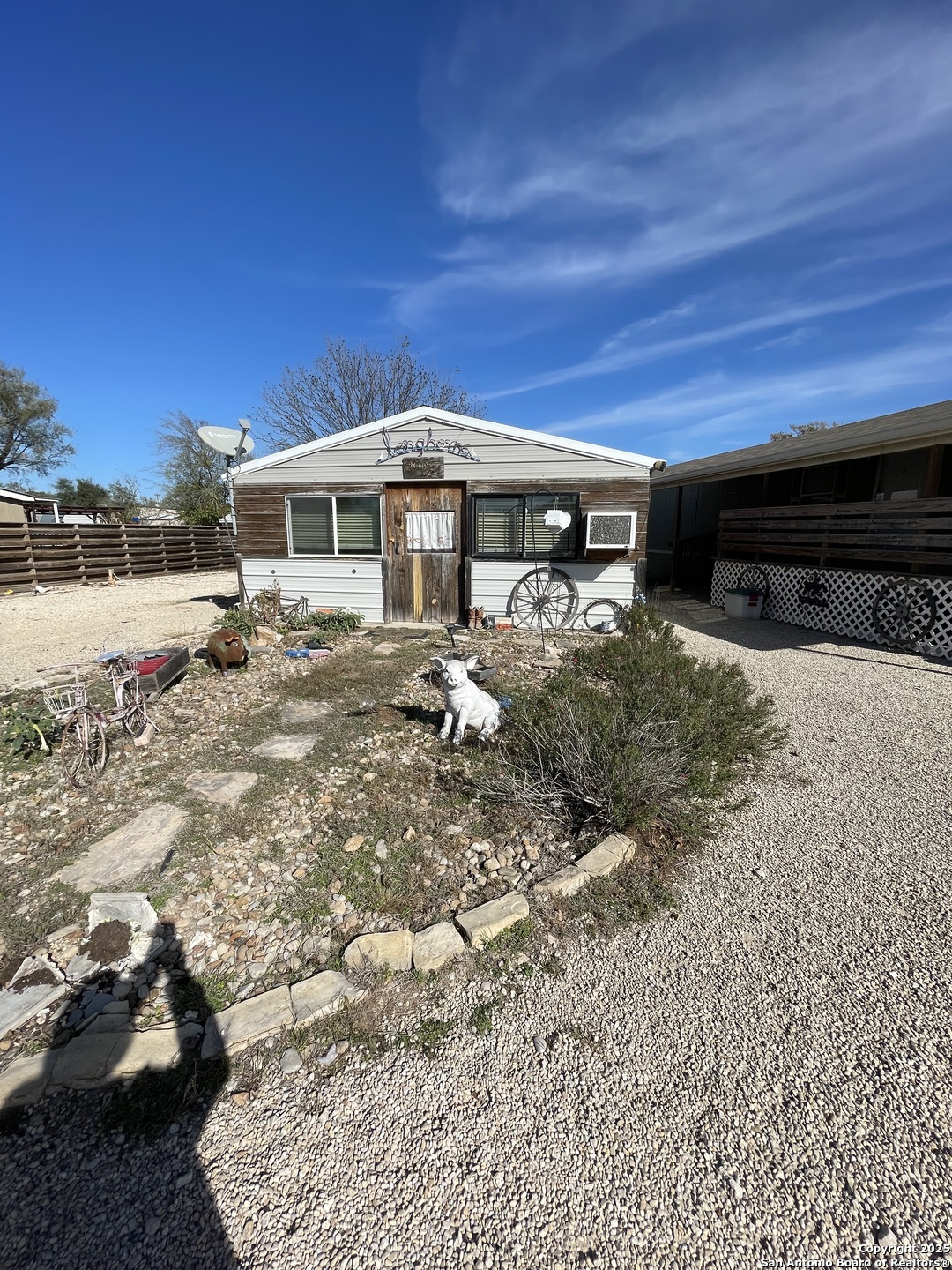 449 Mountain View Bandera TX 78003
