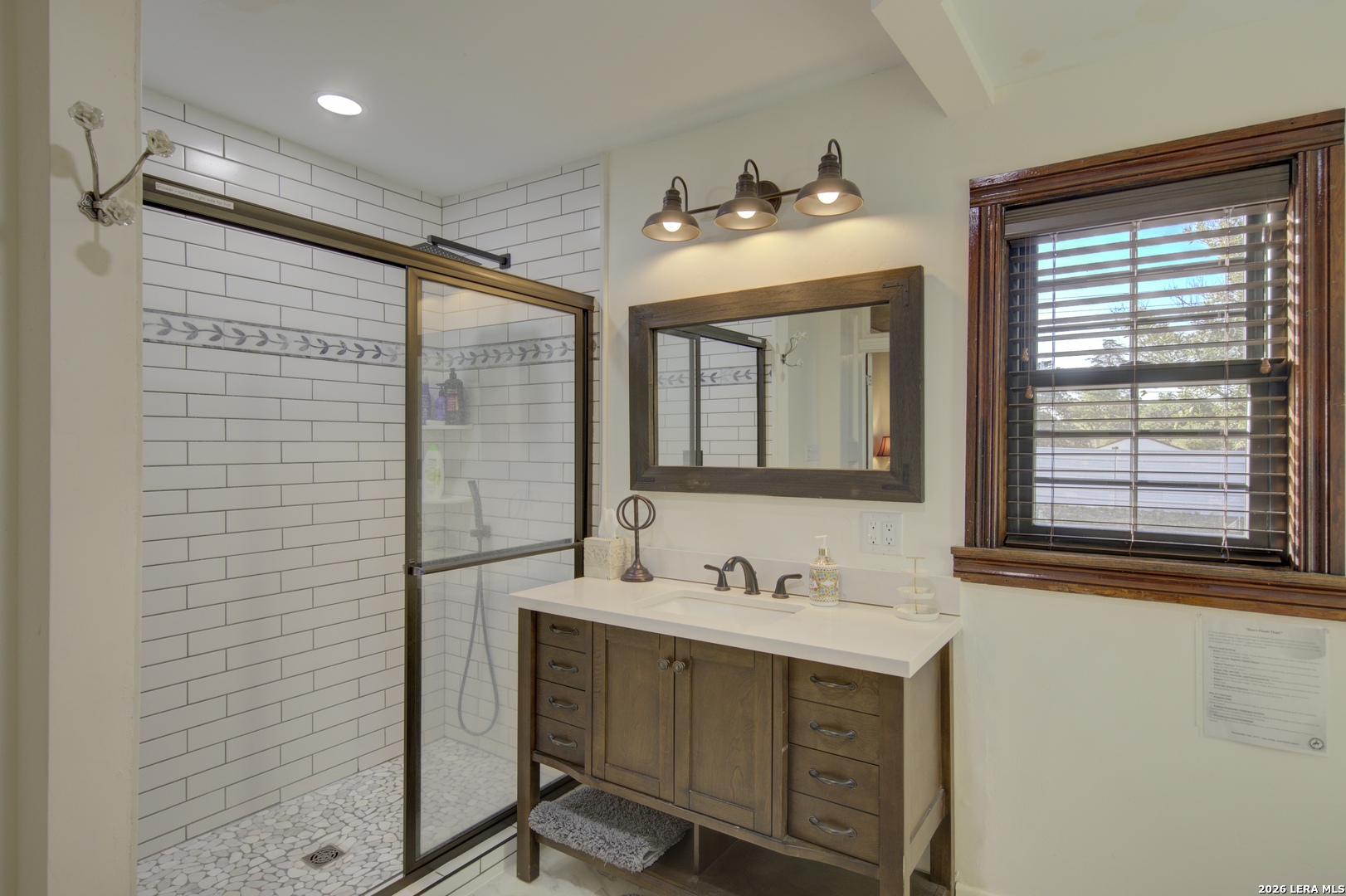 405 W Avenue E Alpine TX 79830