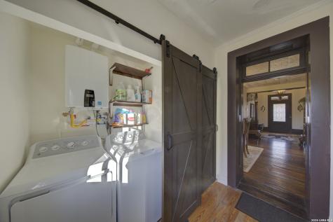 405 W Avenue E Alpine TX 79830