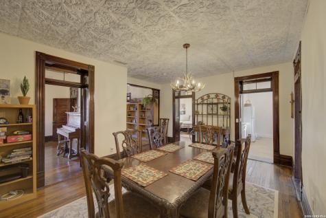 405 W Avenue E Alpine TX 79830