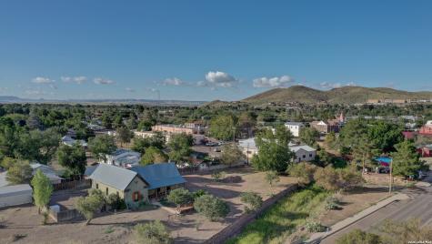 405 W Avenue E Alpine TX 79830