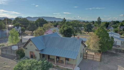 405 W Avenue E Alpine TX 79830