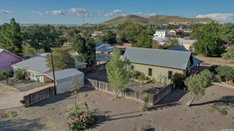 405 W Avenue E Alpine TX 79830