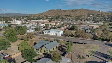 405 W Avenue E Alpine TX 79830