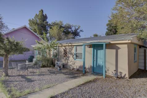 405 W Avenue E Alpine TX 79830