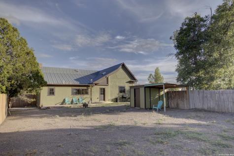 405 W Avenue E Alpine TX 79830