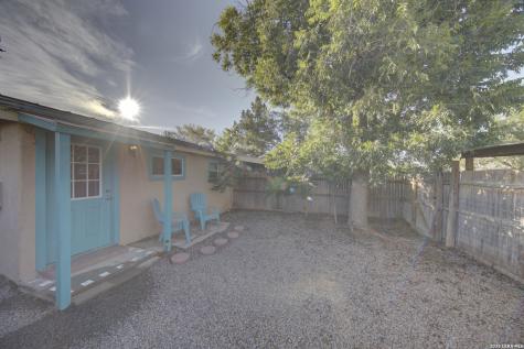 405 W Avenue E Alpine TX 79830