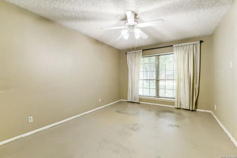 11009 Whisper Valley Street San Antonio TX 78230